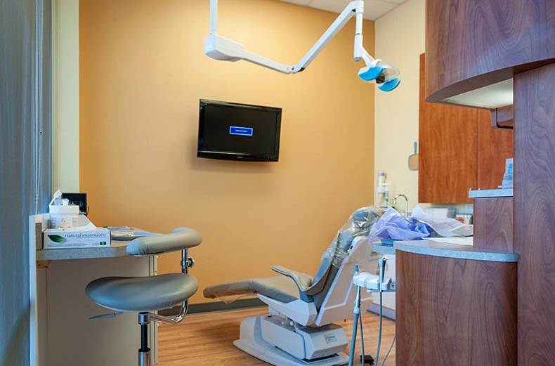 Precision Dental Care W Cermak Rd