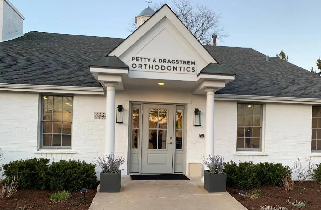 Petty & Dragstrem Orthodontics