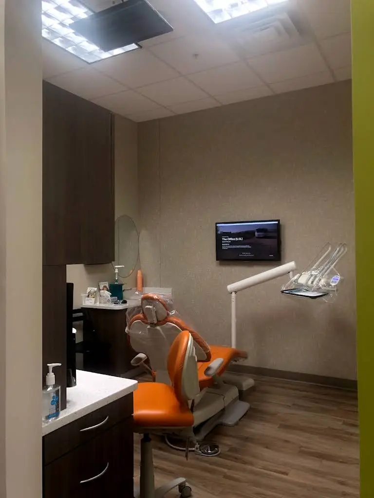 Shining Smiles Dentistry - Wheaton