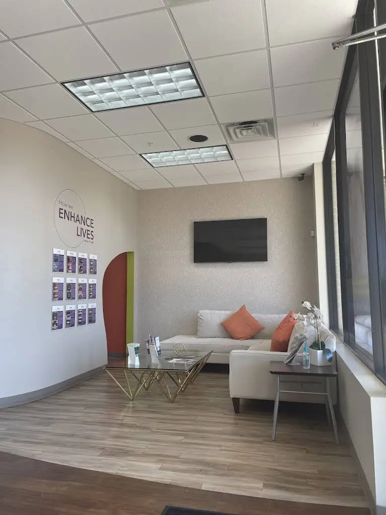 Shining Smiles Dentistry - Wheaton