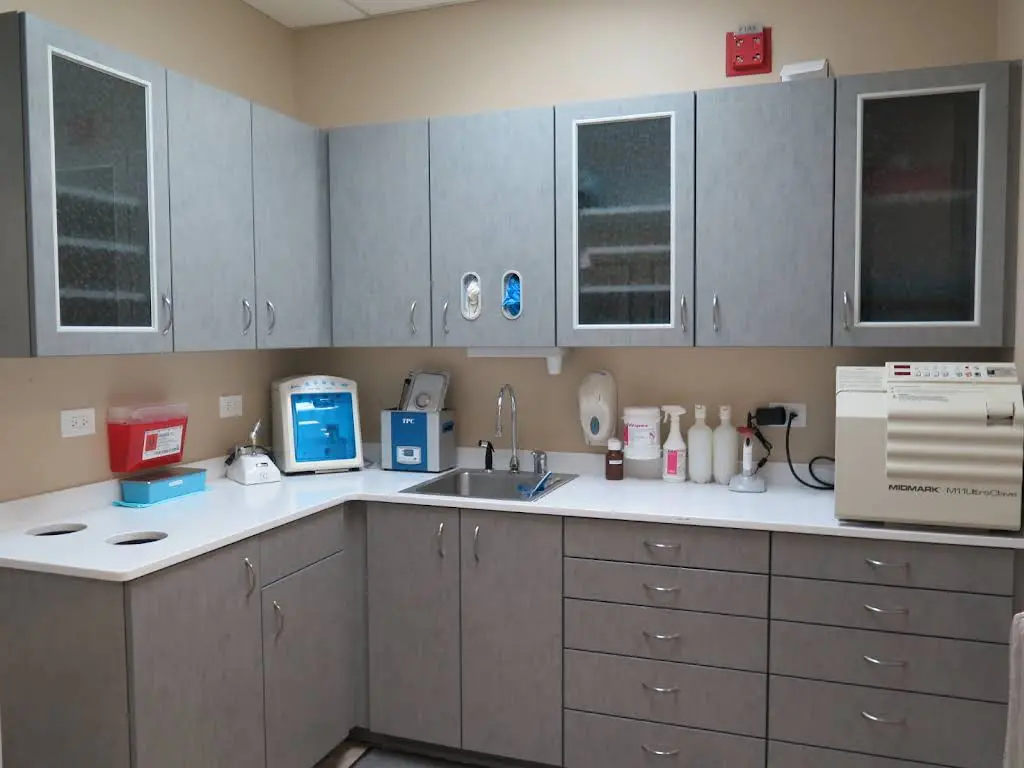 Pebblewood Dental - Naperville