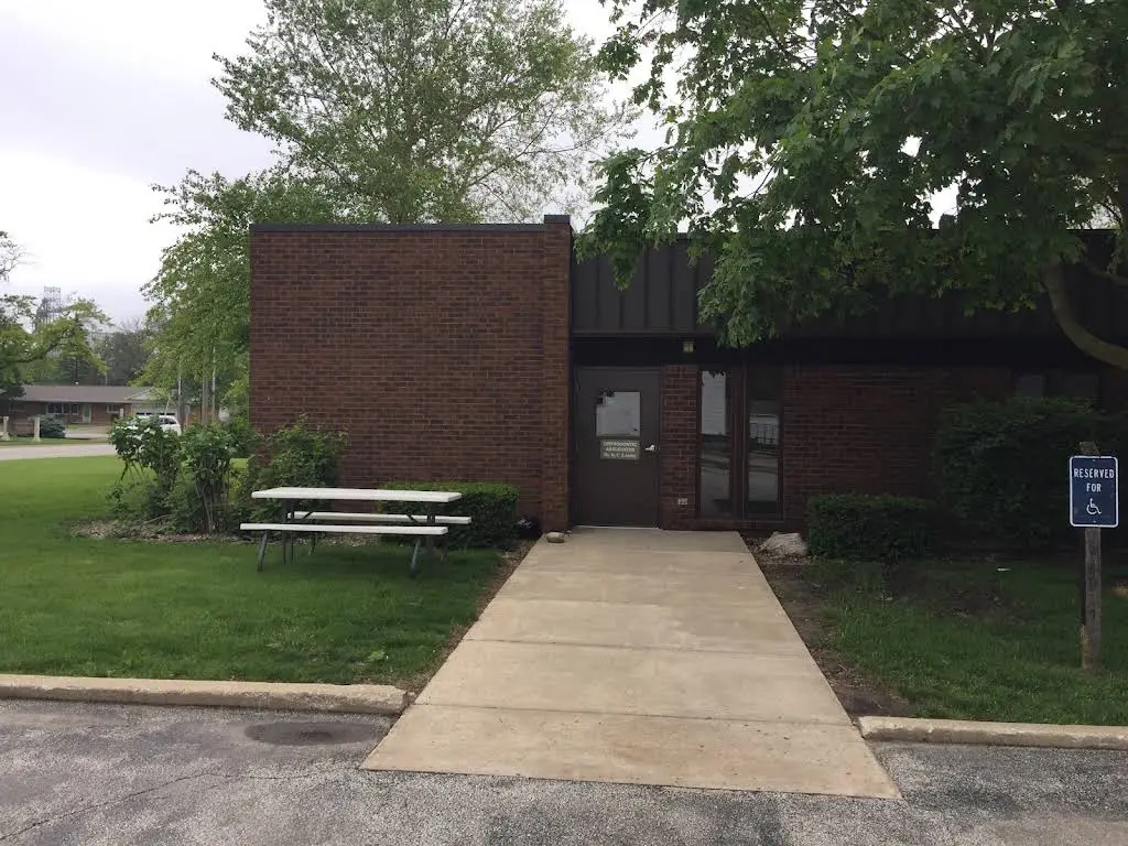 Orthodontic Associates of Central Illinois PLLC