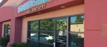 Island Smiles Family & Cosmetic Dentistry