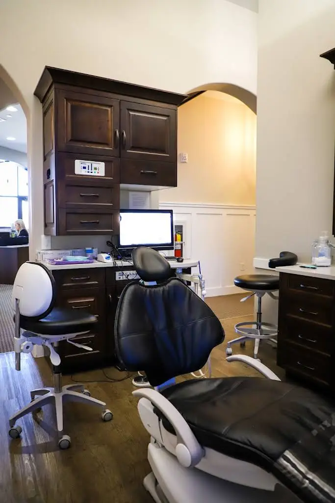 The Point Dental