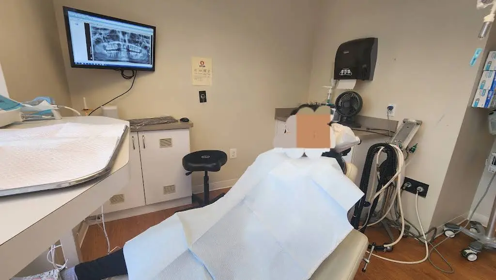 Chevy Chase Implant & Oral Surgery - Drs. Park, Kunkle, Hill & Lindquist