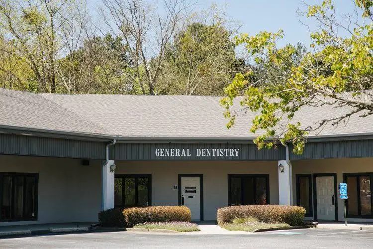 Conyers Dental Associates