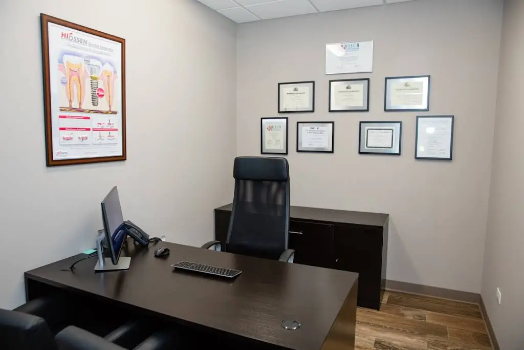 Lux Dental