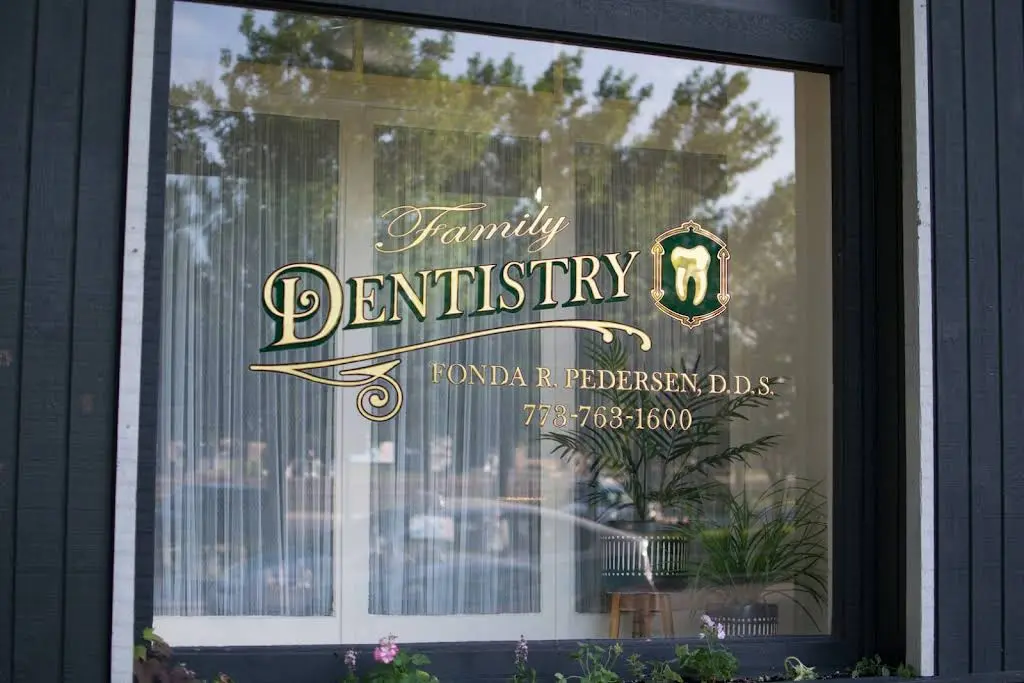 Pedersen Emergency Dental Care / Norwood Park Family Dentistry