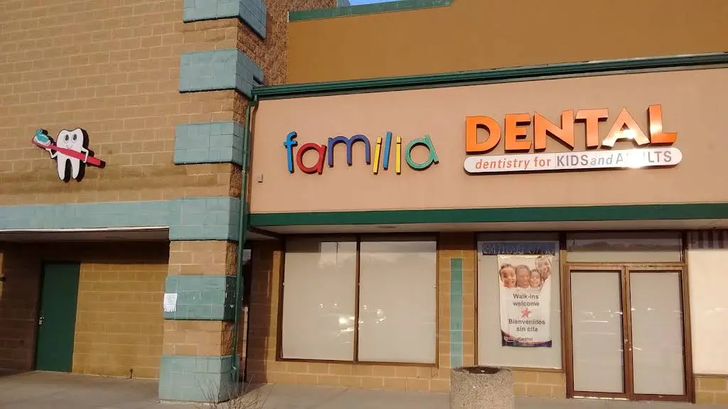 Familia Dental