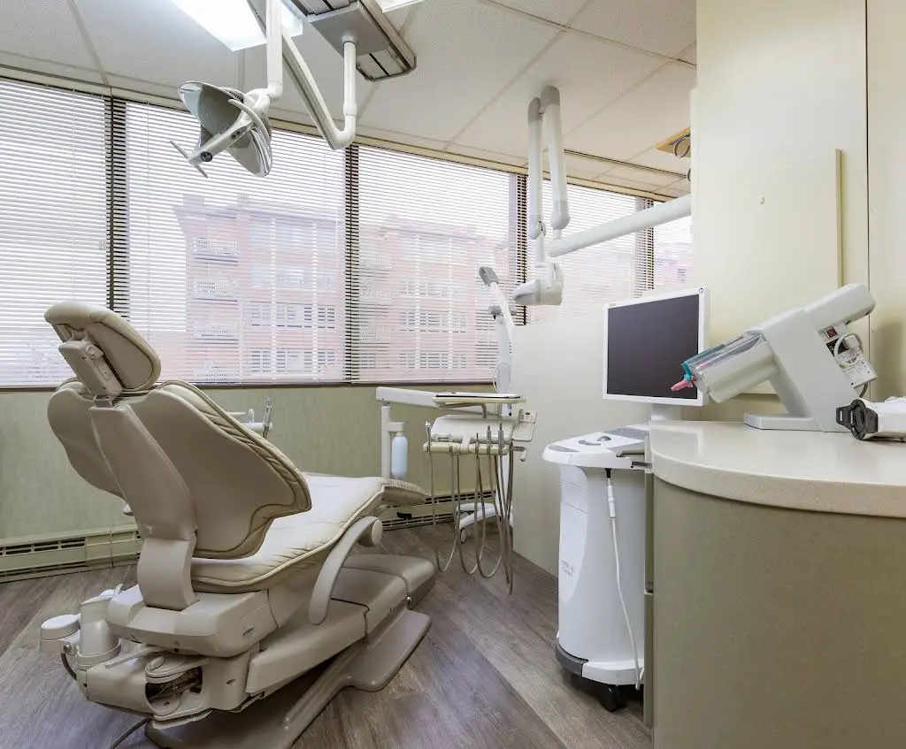 Webster Dental Care of Sauganash