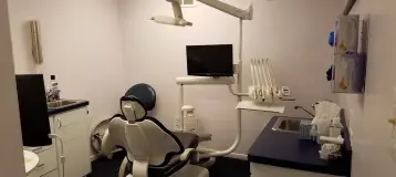 Select Smiles Dental Care