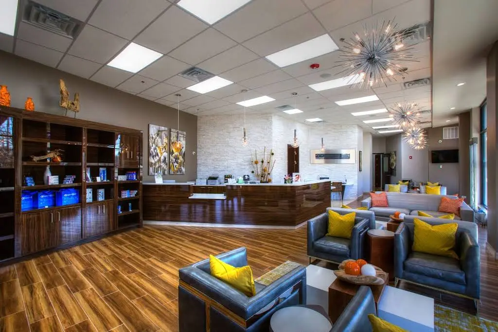 1st Family Dental of Burr Ridge