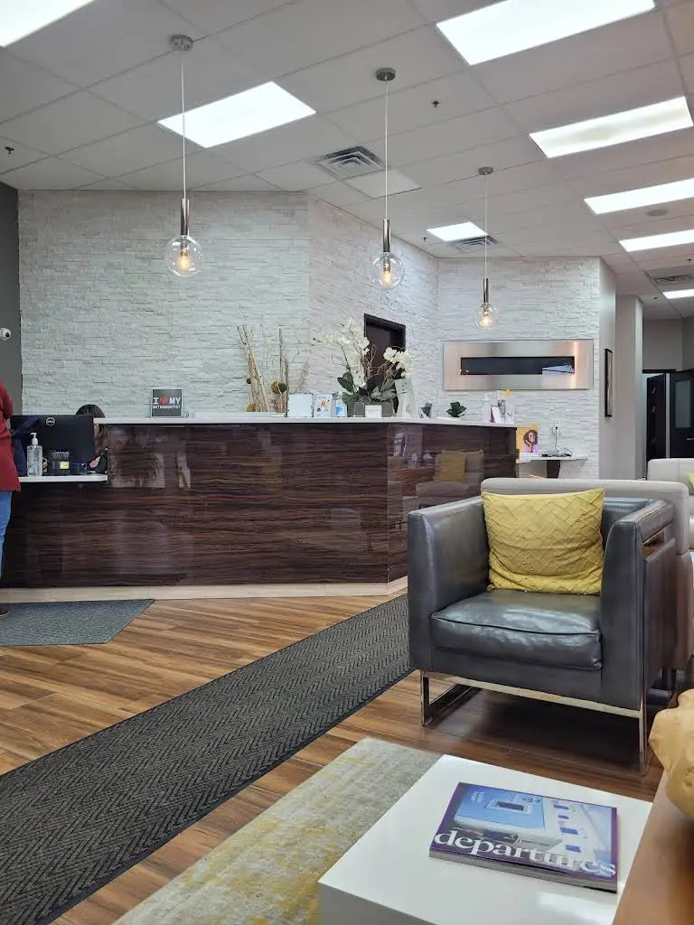 1st Family Dental of Burr Ridge