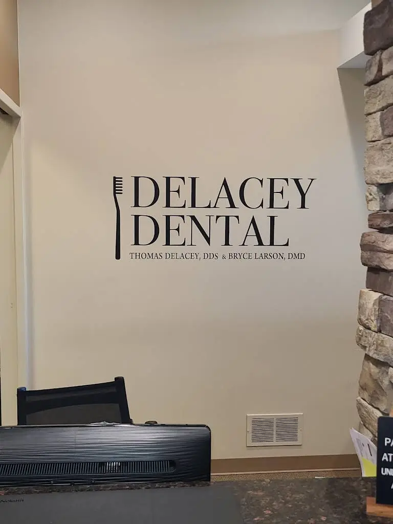 DeLacey Dental