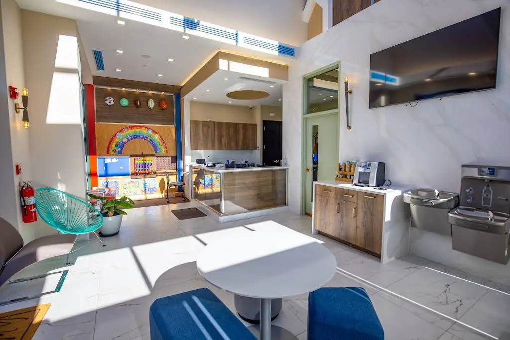 Design 32 Dental