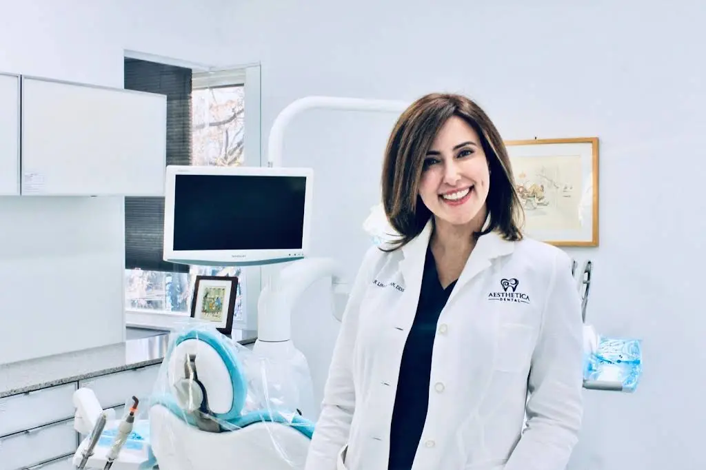 Aesthetica Dental