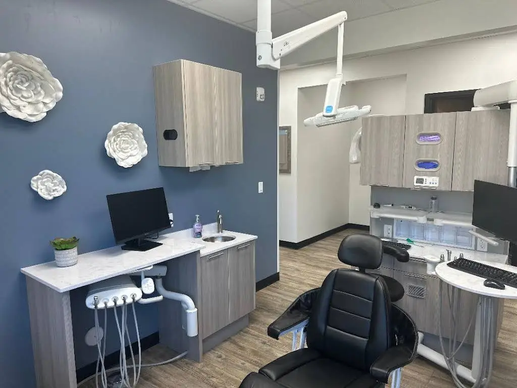 Diamond Peak Dental
