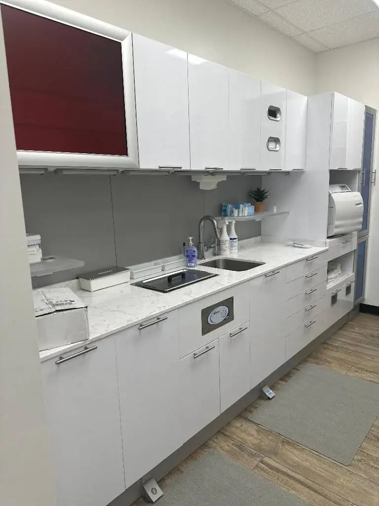 Diamond Peak Dental