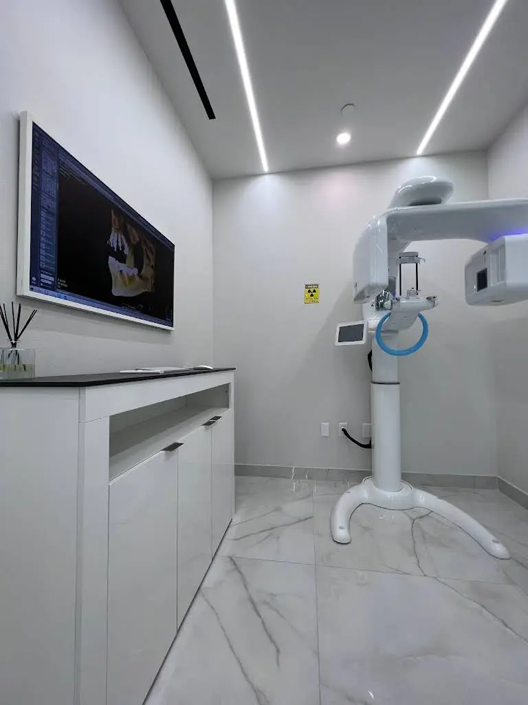 AVIVA Dental Implant Center