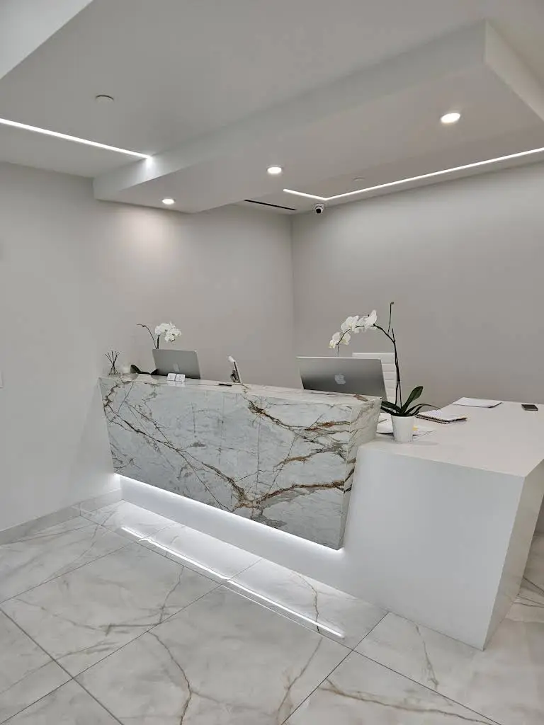 AVIVA Dental Implant Center