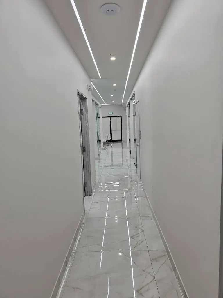 AVIVA Dental Implant Center