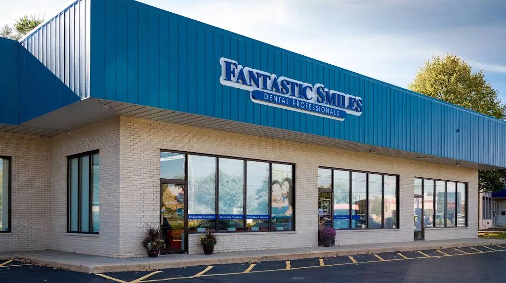 Fantastic Smiles Ltd: Ewa Koser, DDS