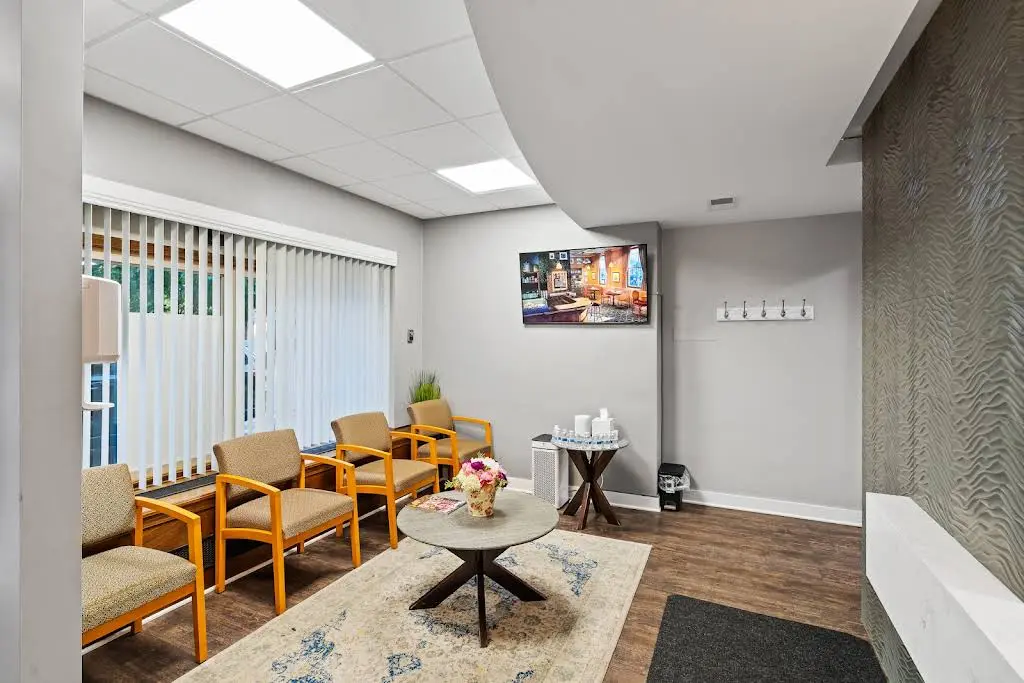 Apple Family Dental