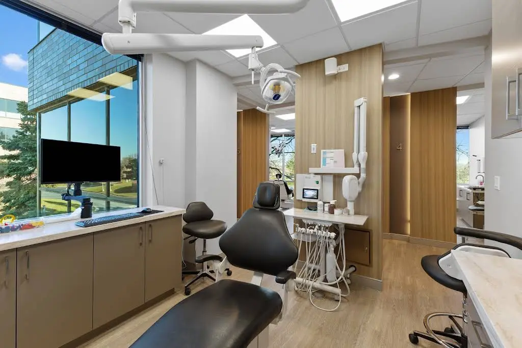 Professional Endodontics of Illinois
