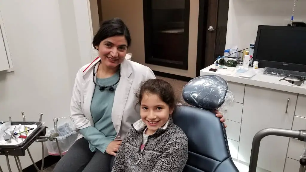 Floss N Gloss Dental - Dr. Saima Sheikh DDS