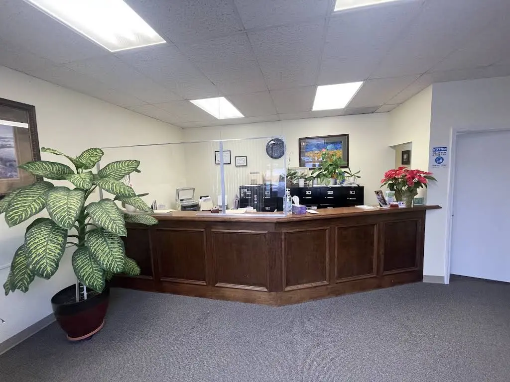 Hollywood Smile Ltd