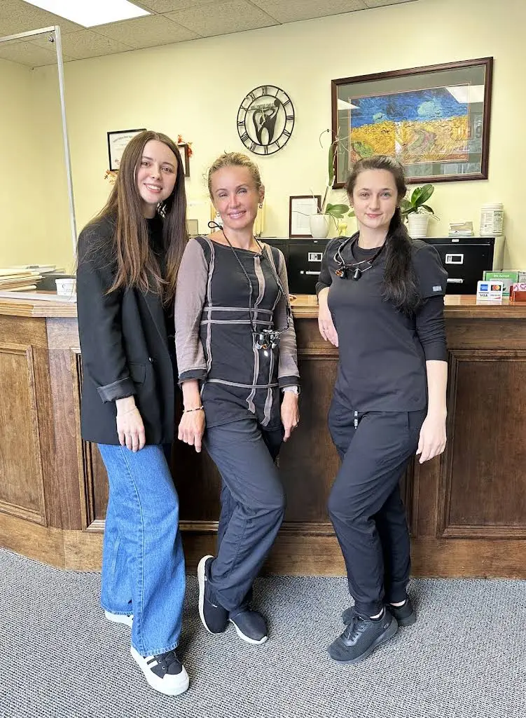 Hollywood Smile Ltd