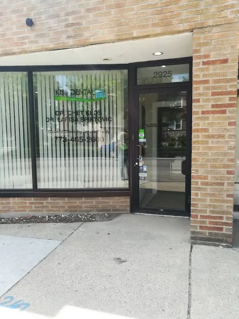 Kiss Dental Chicago