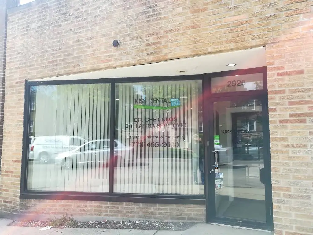 Kiss Dental Chicago