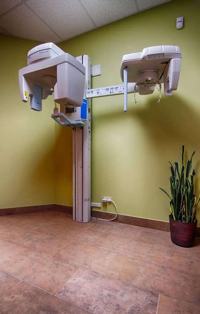 1st Family Dental-Albany Park