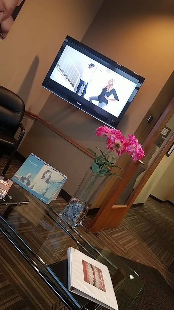 Chicago Dental Solutions @ Midway Square Dental Center