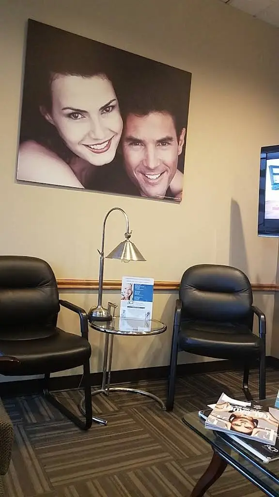 Chicago Dental Solutions @ Midway Square Dental Center