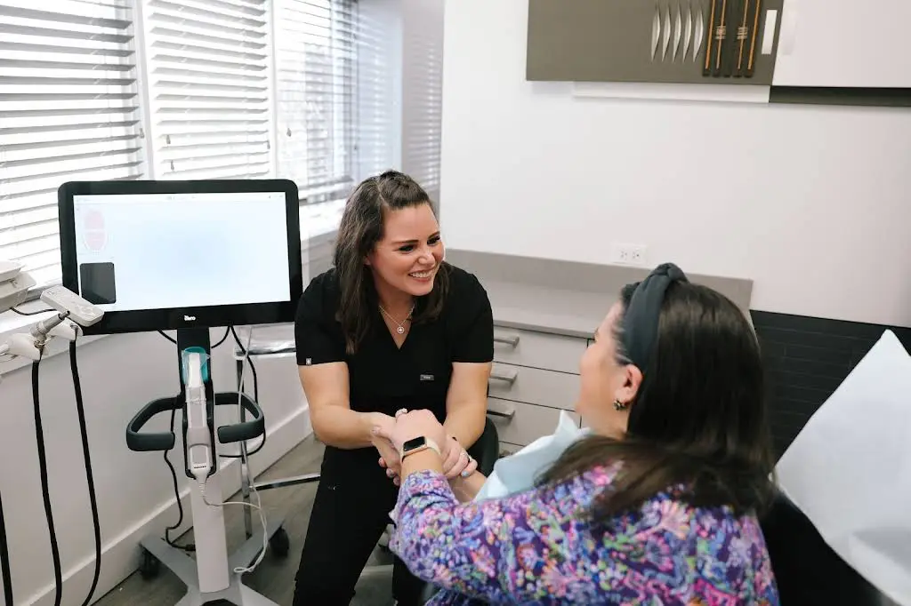 Molis Dental