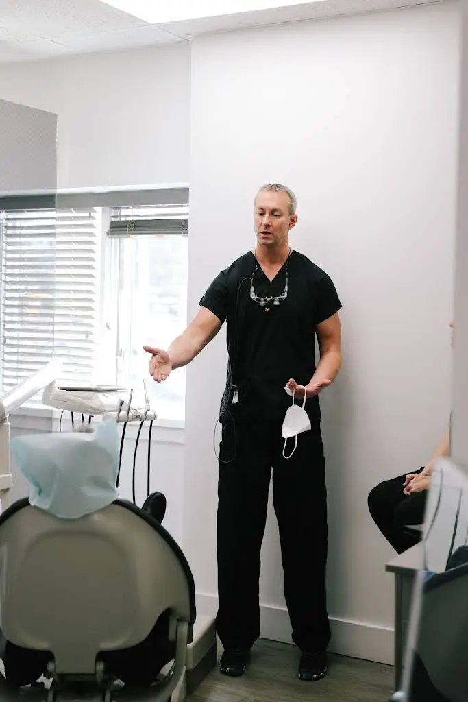 Molis Dental