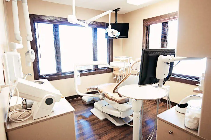 Palos Hills Dental, Anthony J. Tisoncik, DDS