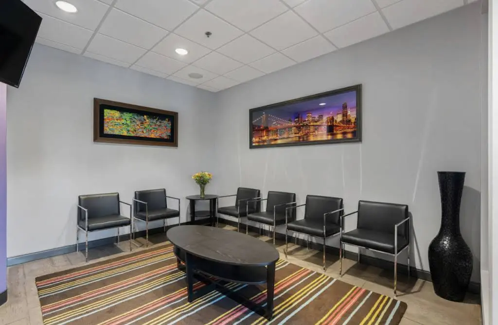 Endodontic Associates of Illinois - Naperville