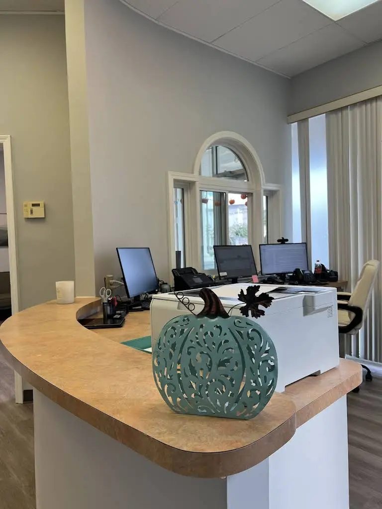 Stockbridge Dentures and Implants