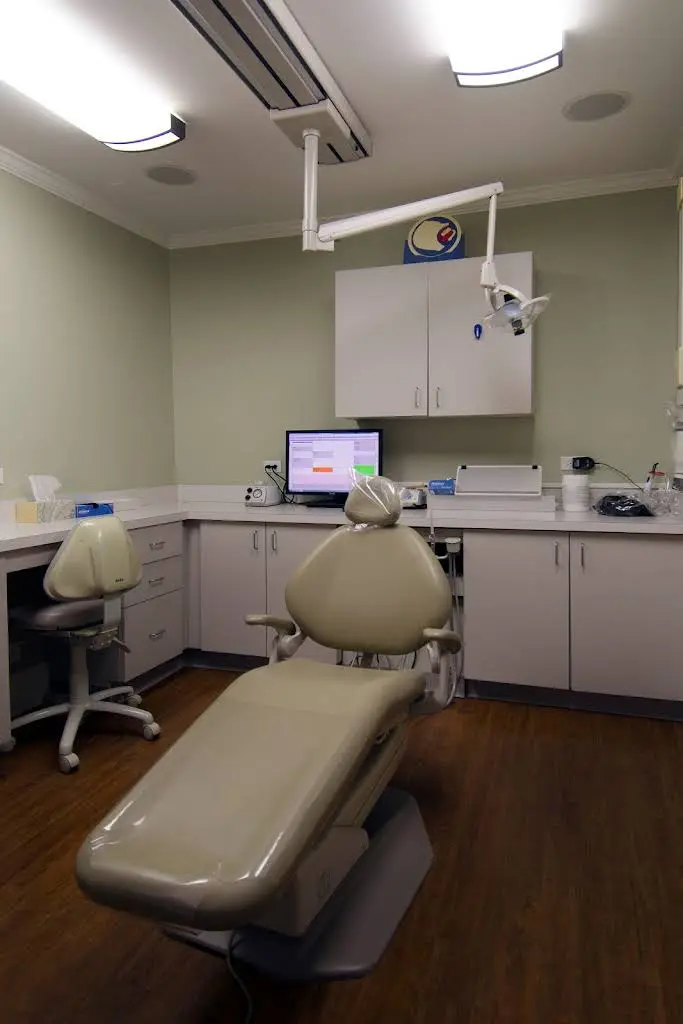West Dundee Dental