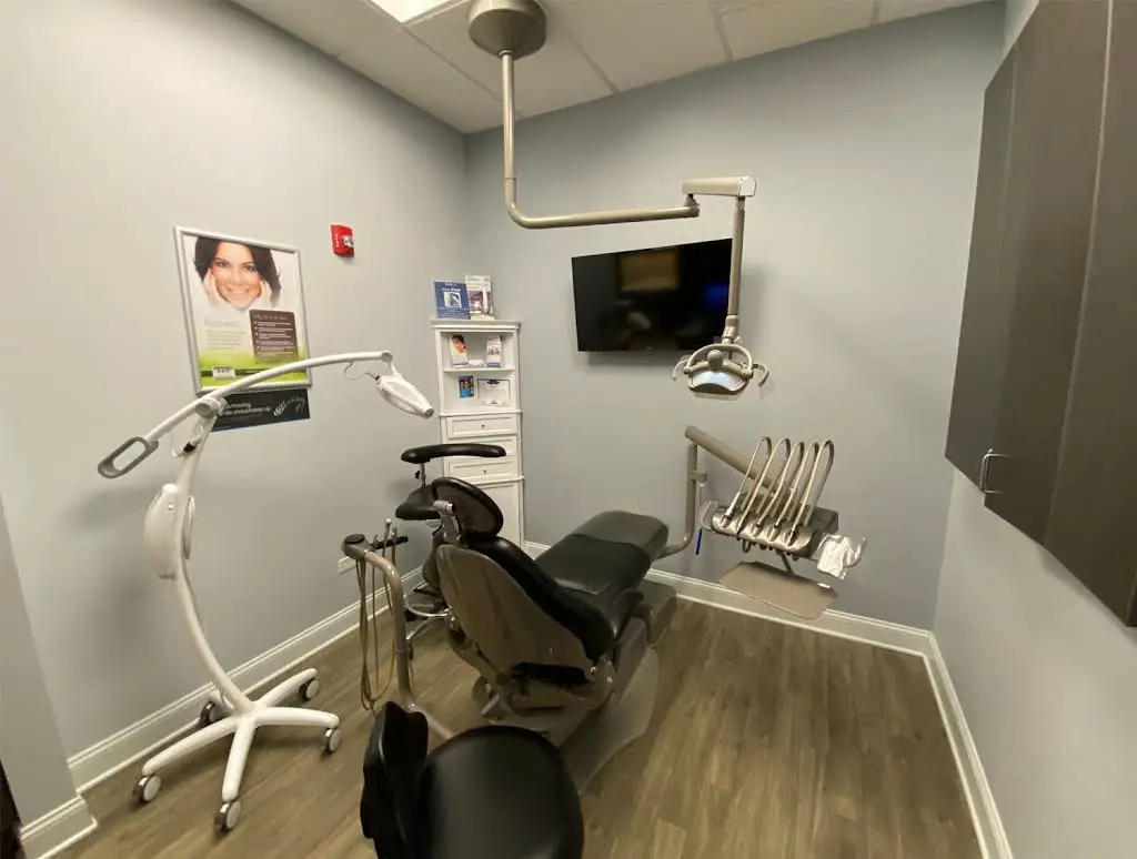 Diamond Dental Service