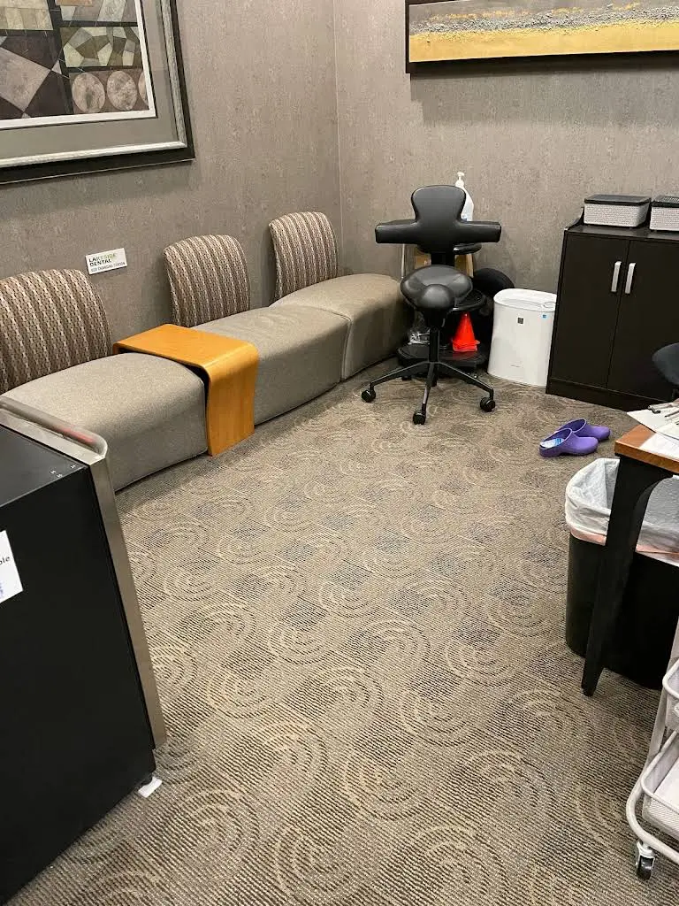 Lakeside Dental