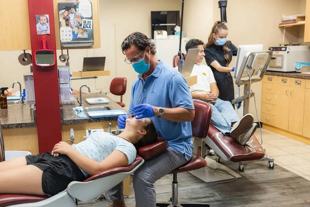 Red and Ritchey Orthodontics - Morris