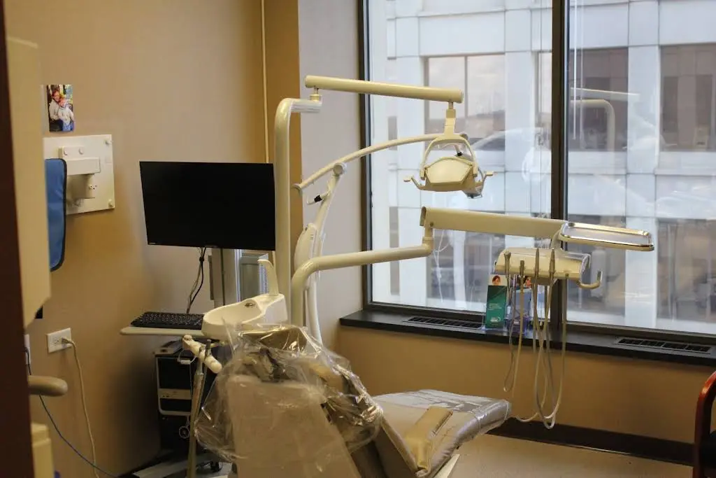 Northshore Metropolitan Dental Associates - Victor Lau DDS