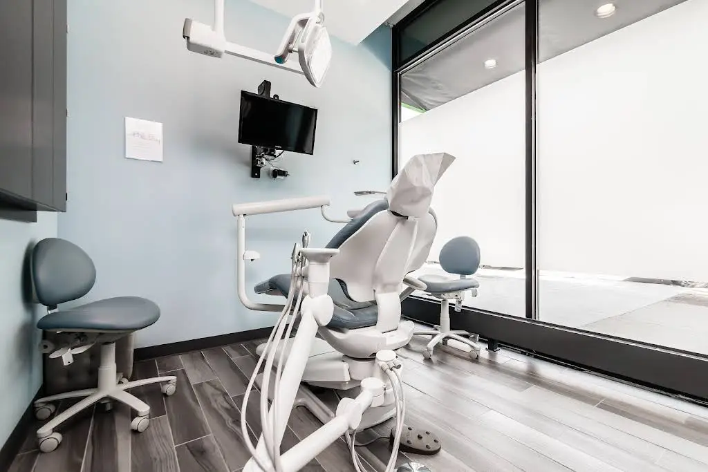 Modern Dental on Division