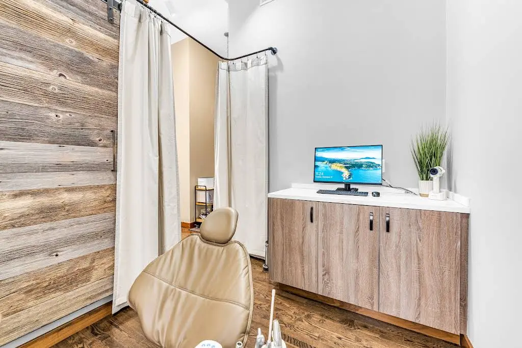 Pure Dental Spa Chicago