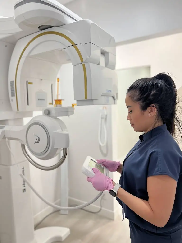 Chicago Dental Esthetics: Samantha Rabor, DDS