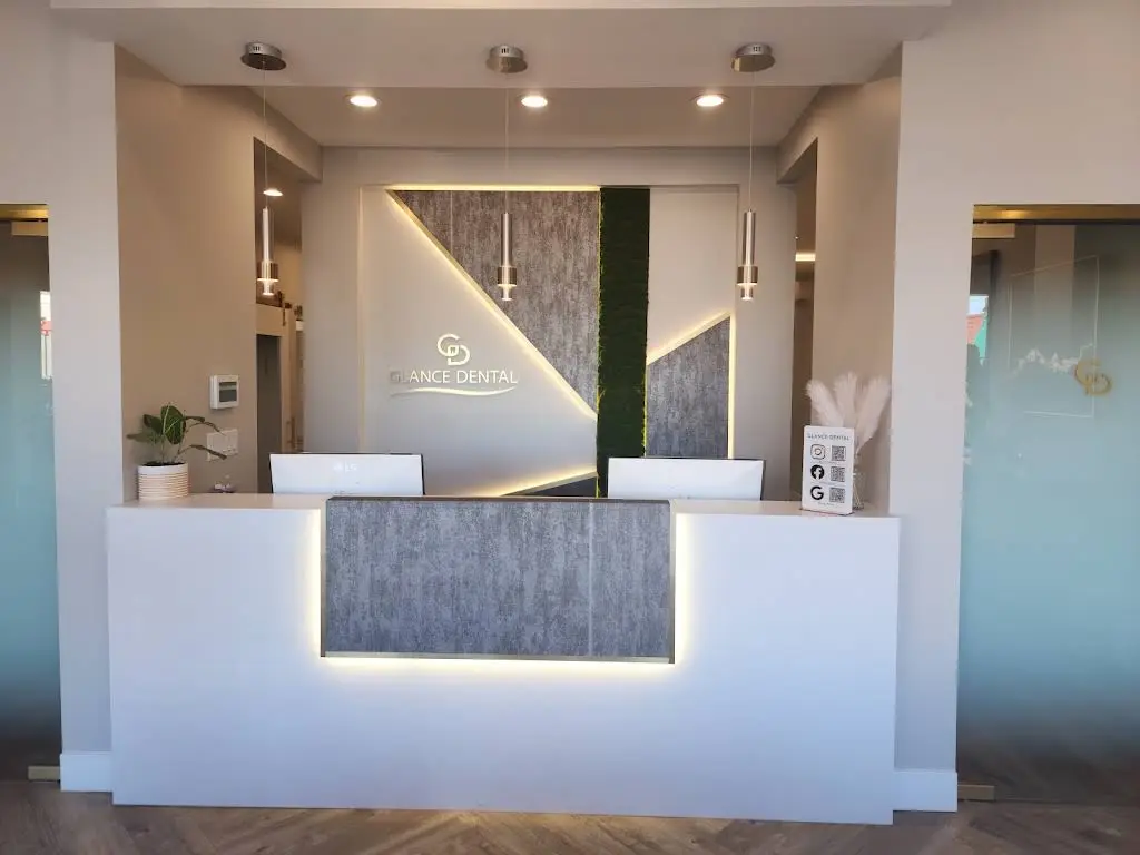 Glance Dental